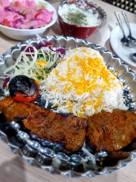 SHANDIZ RESTAURANT PTY LTD