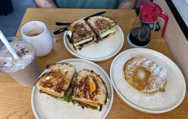 Shift Eatery