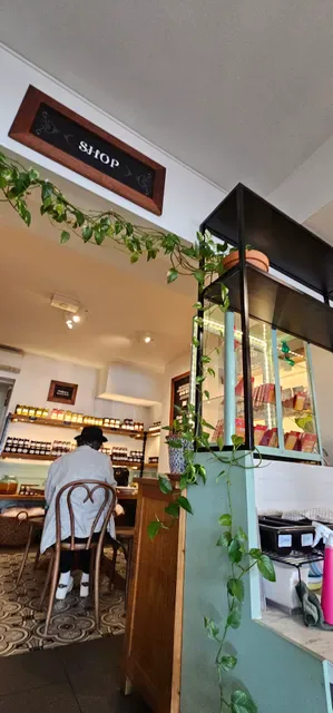 Shila Kitchen Balmain