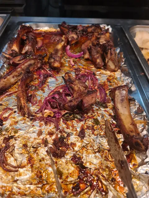 Signatures Buffet