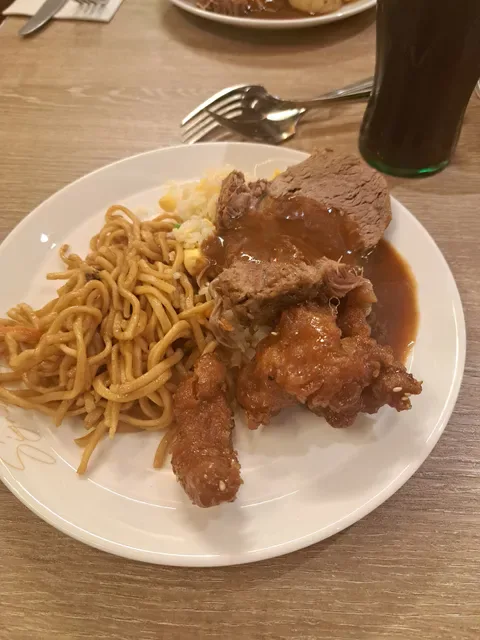 Signatures Buffet