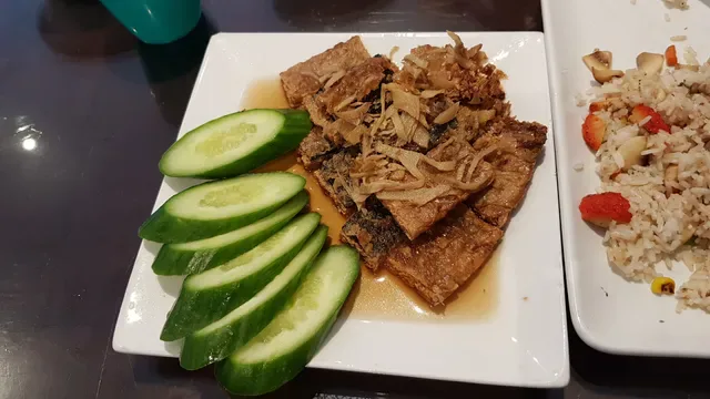 Simple Asian Vegetarian Cuisine