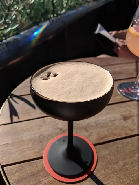 Smoke Bar