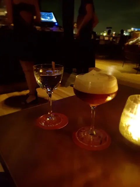 Smoke Bar