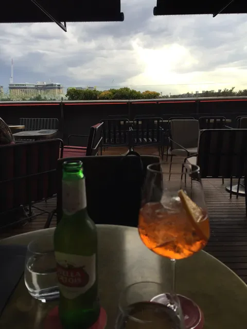 Smoke Bar