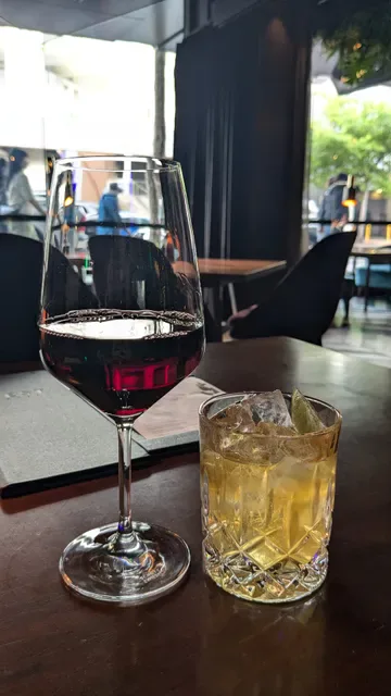 Solander Dining and Bar