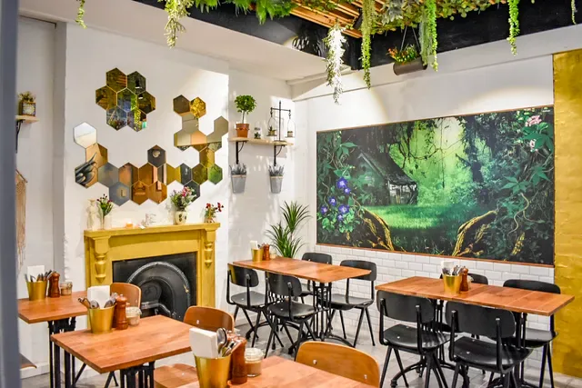 Sonder Cafe