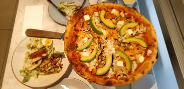 SparQling Pizza & Grill