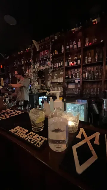 Station Bar & Woodfired Pizza