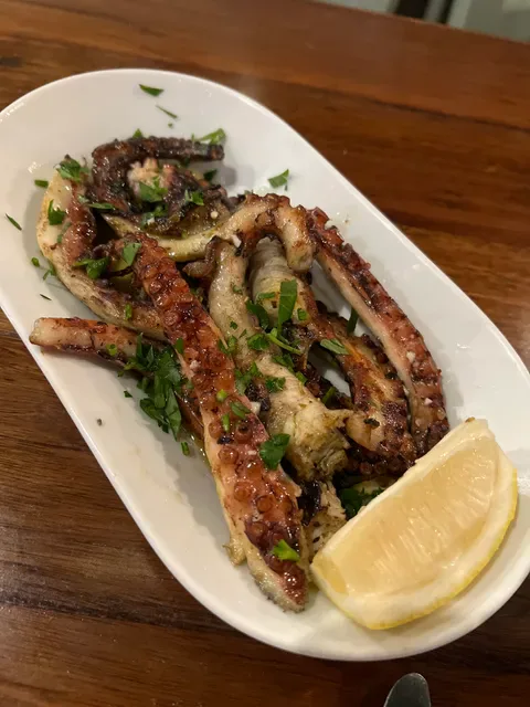 STEKI taverna