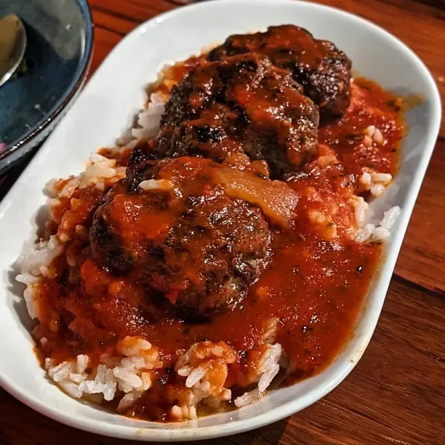 STEKI taverna