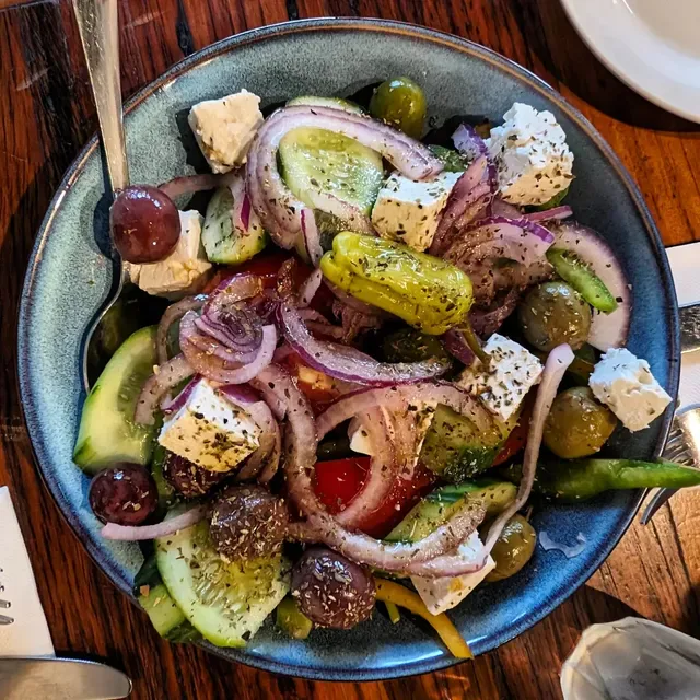 STEKI taverna