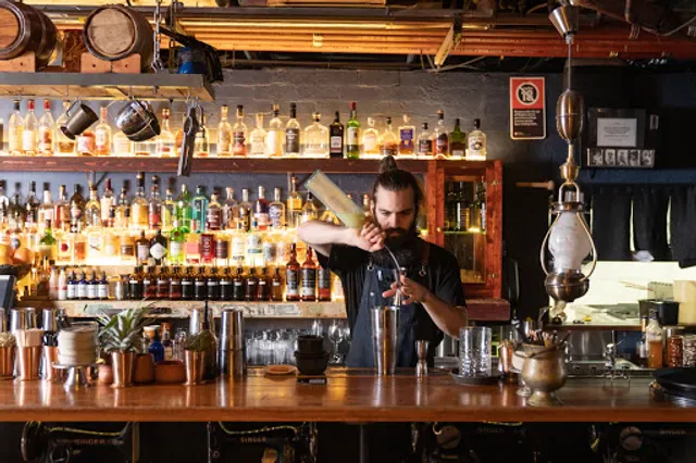 Stitch Bar