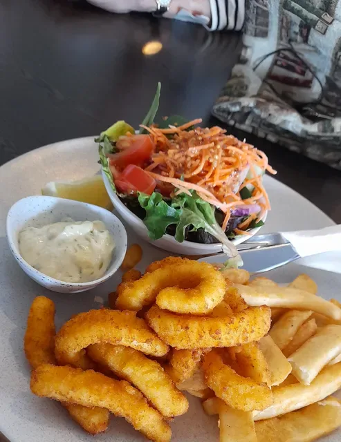 Sundeck Brasserie, The Juniors Kingsford