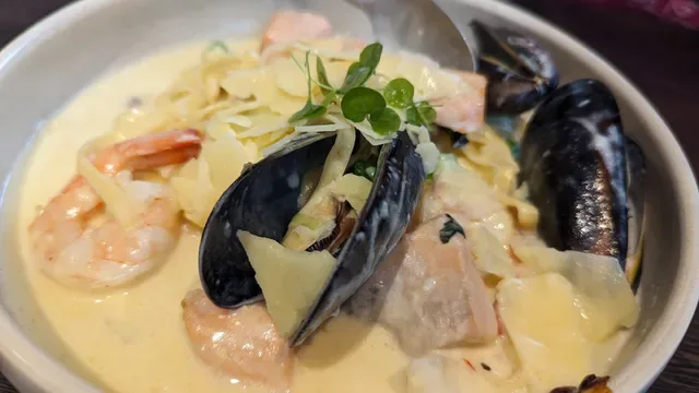Sundeck Brasserie, The Juniors Kingsford
