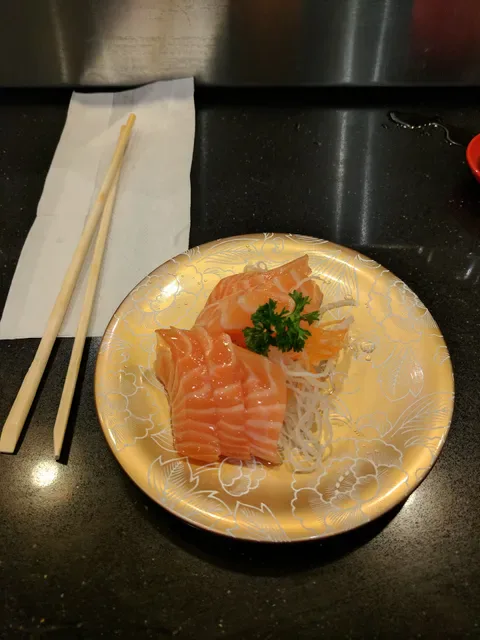 Sushi Inn Japanese Restaurant