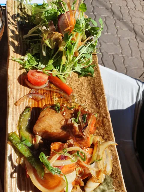 Sushi Sankaku (Seaforth)