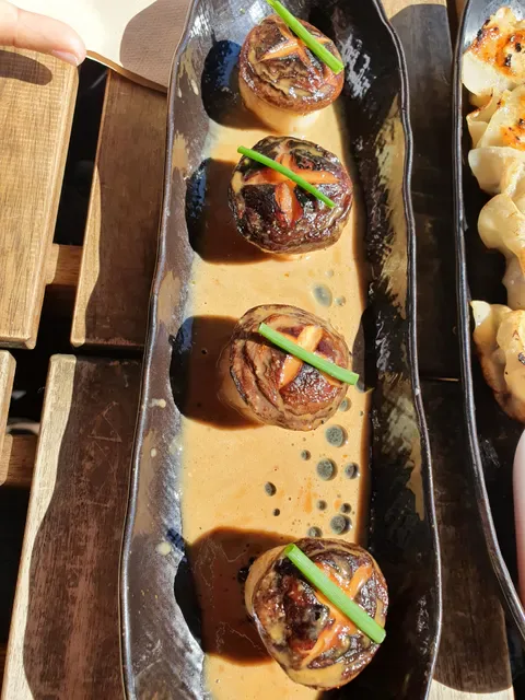 Sushi Sankaku (Seaforth)
