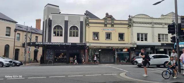 Sushi Train Newtown
