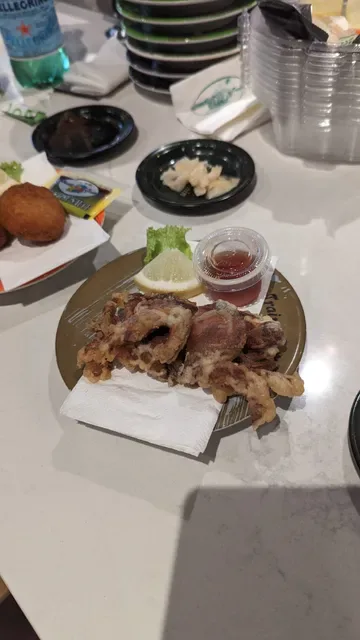 Sushi Train Newtown
