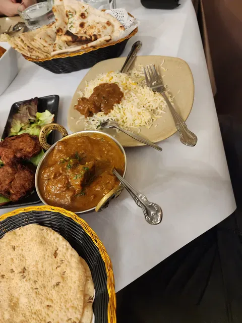 Tandoori and Curry Club