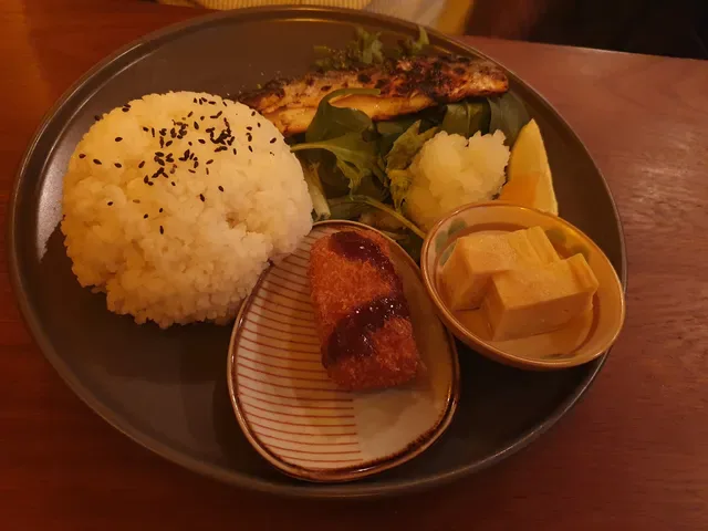 Taruhachi Bento