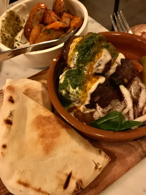 Tayim Restaurant and Bar