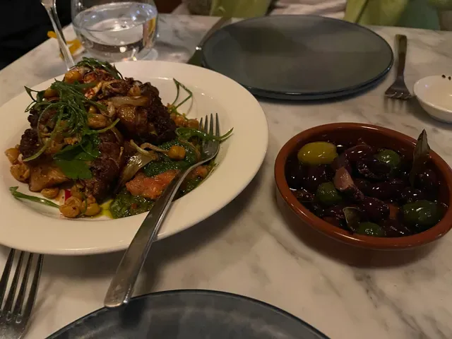 Tayim Restaurant and Bar