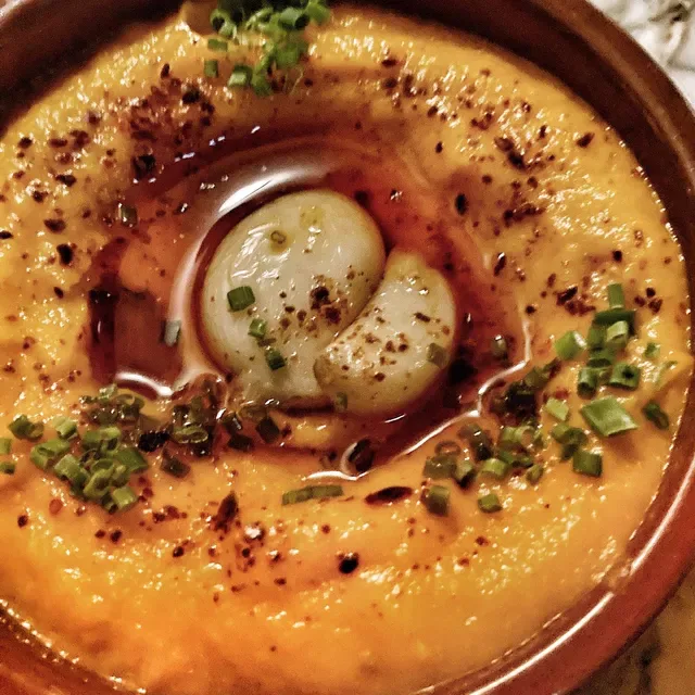 Tayim Restaurant and Bar