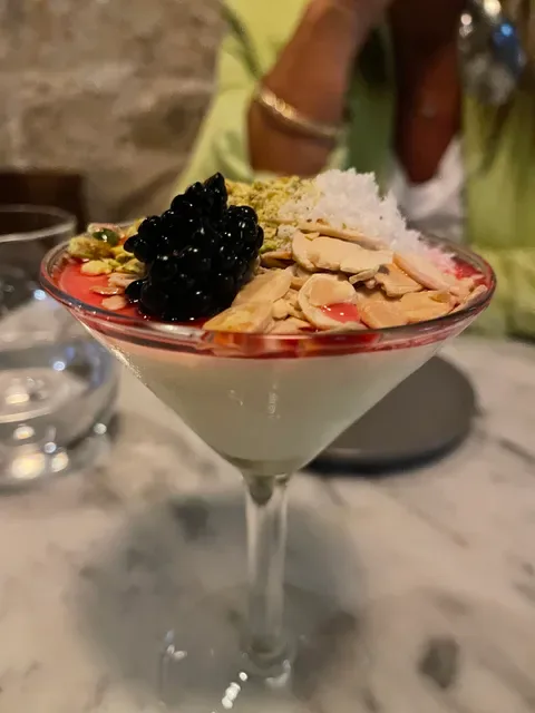 Tayim Restaurant and Bar