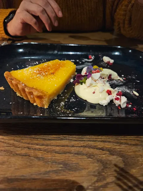 Teddy Larkin’s Seafood & Steakhouse
