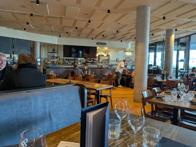 Teddy Larkin’s Seafood & Steakhouse