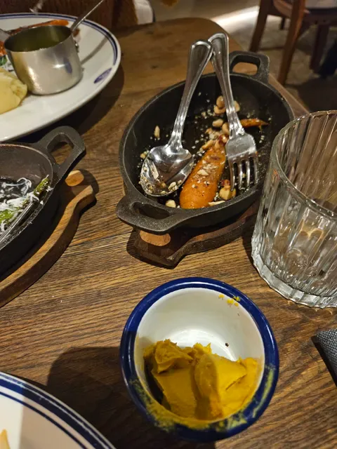 Teddy Larkin’s Seafood & Steakhouse