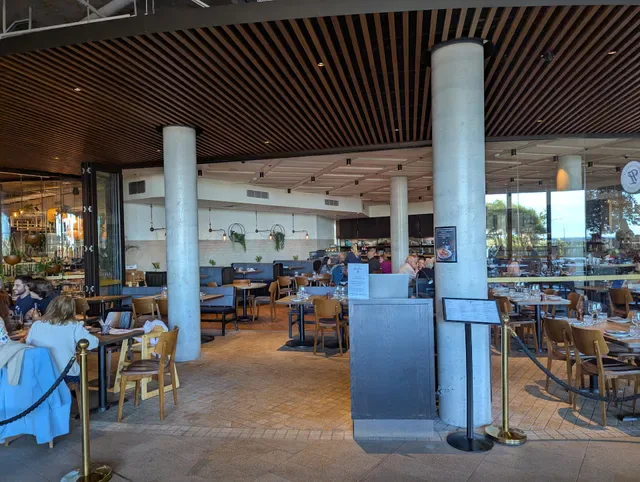 Teddy Larkin’s Seafood & Steakhouse