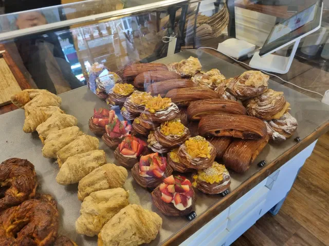 Tenacious Bakehouse