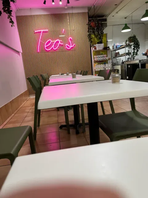 Teo's On Oxford
