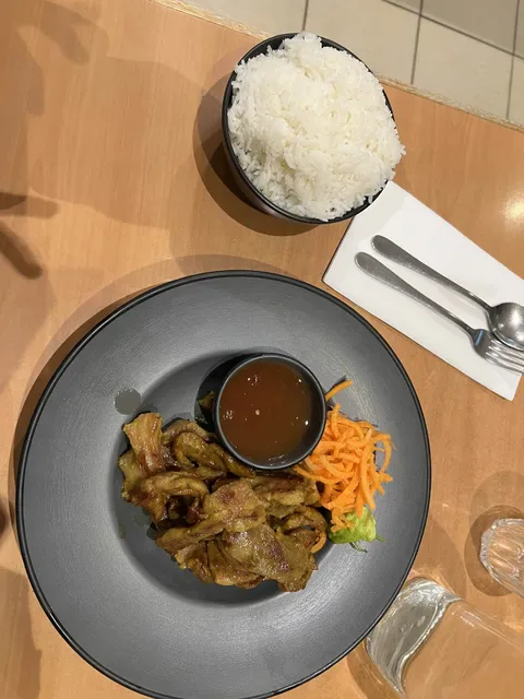 Thai La Ong - Newtown