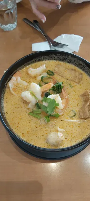 Thai La Ong - Newtown