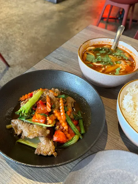 Thai On Wok