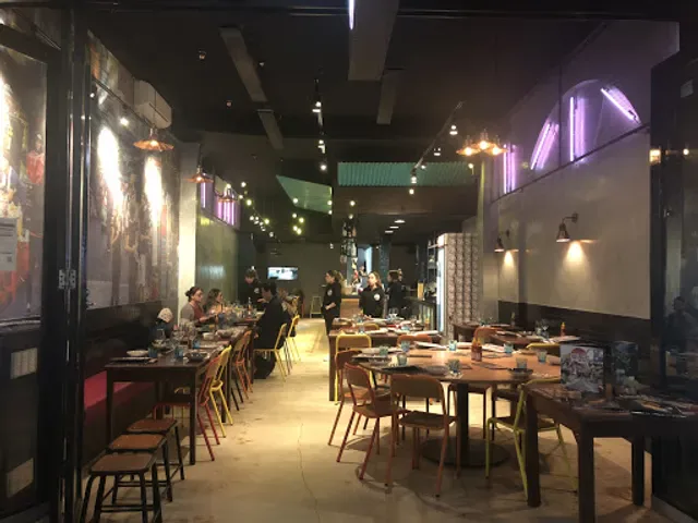 Thai Riffic Newtown