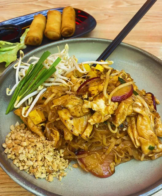 Thai Riffic St Clair