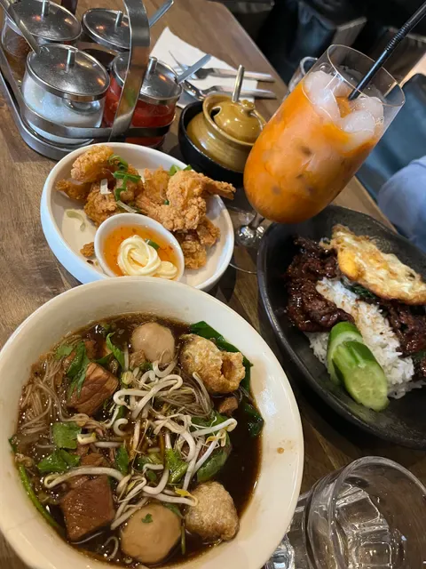 Thai Tharee