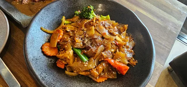 Thai Tharee