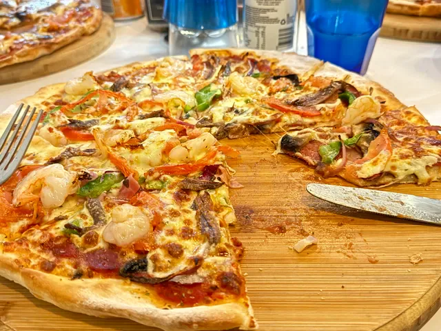 The Allambie Pizza Shop