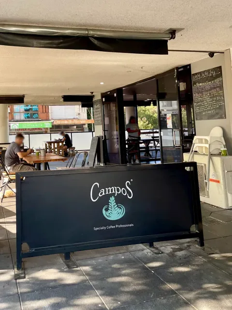 The Charles Corner cafe