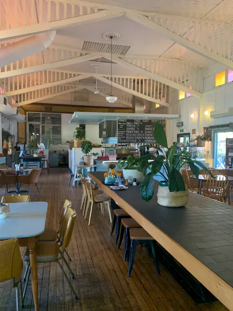 The Cove Dining
