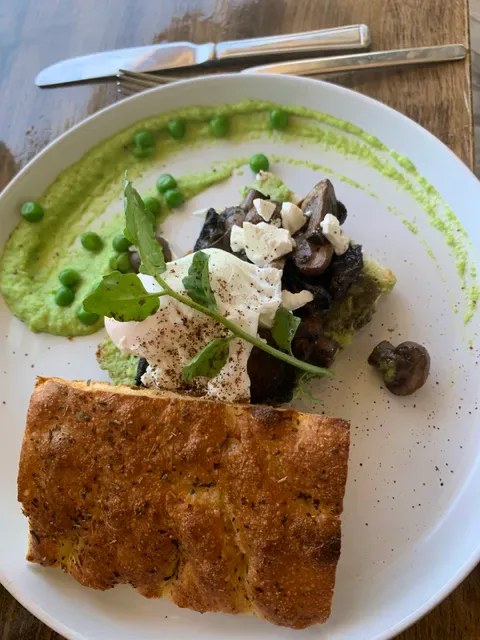 The Cove Dining