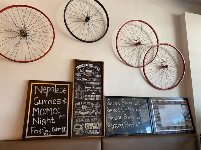 DRY LEAF CAFE
