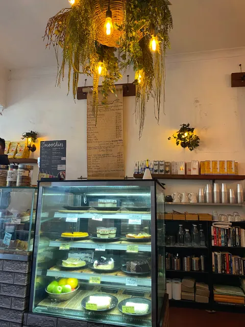 DRY LEAF CAFE