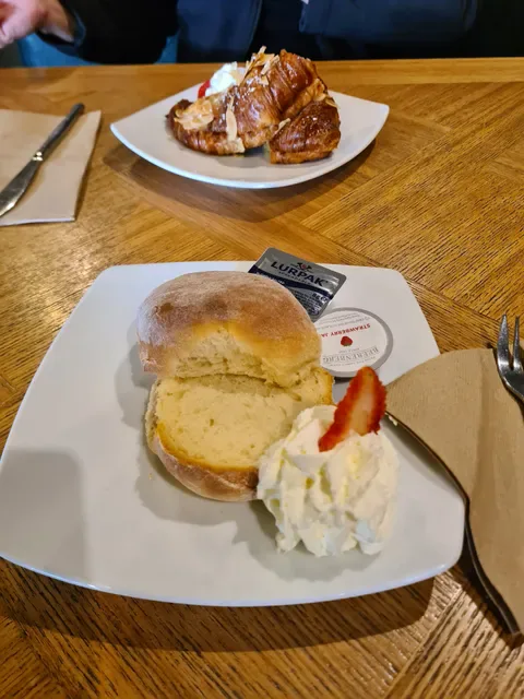 The Fox Cafe